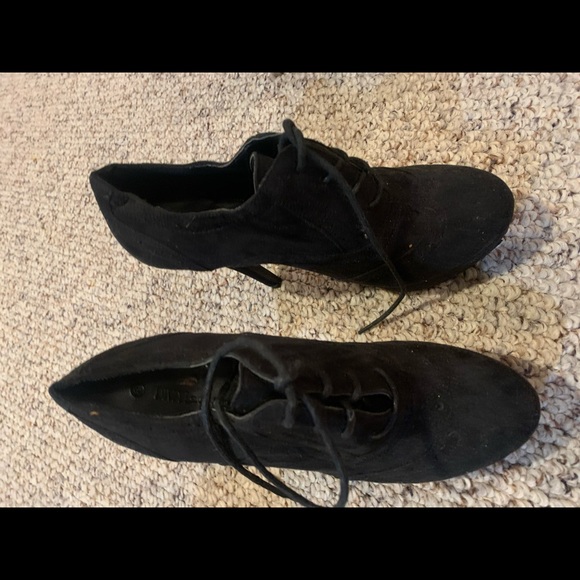 Black suede Mary Janes - Picture 2 of 2